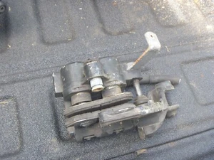 OEM 84-87 Honda GL1200 GL1200A Goldwing Aspencade RH Front Brake Caliper & Mount - Picture 1 of 1