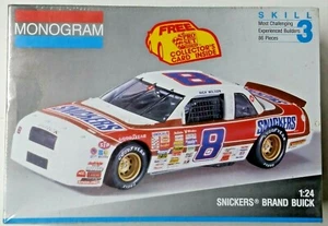 Monogram #8 SNICKERS Buick Regal New Sealed NASCAR w Free Collectors Card 1991 - Picture 1 of 4