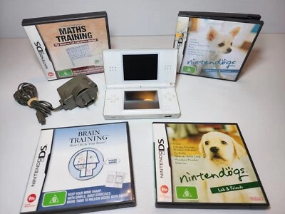 NINTENDO DS LITE GAME CONSOLE WHITE + 4 GAMES - Charger - Nintendogs +, Tested  - image 1 of 4