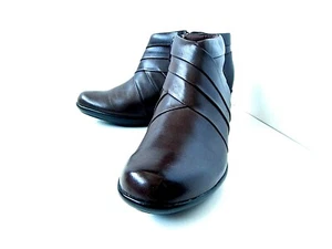 Clarks Collection Malia Hue Brown leather womens ankle boots side zip pleats 6M - Picture 1 of 11