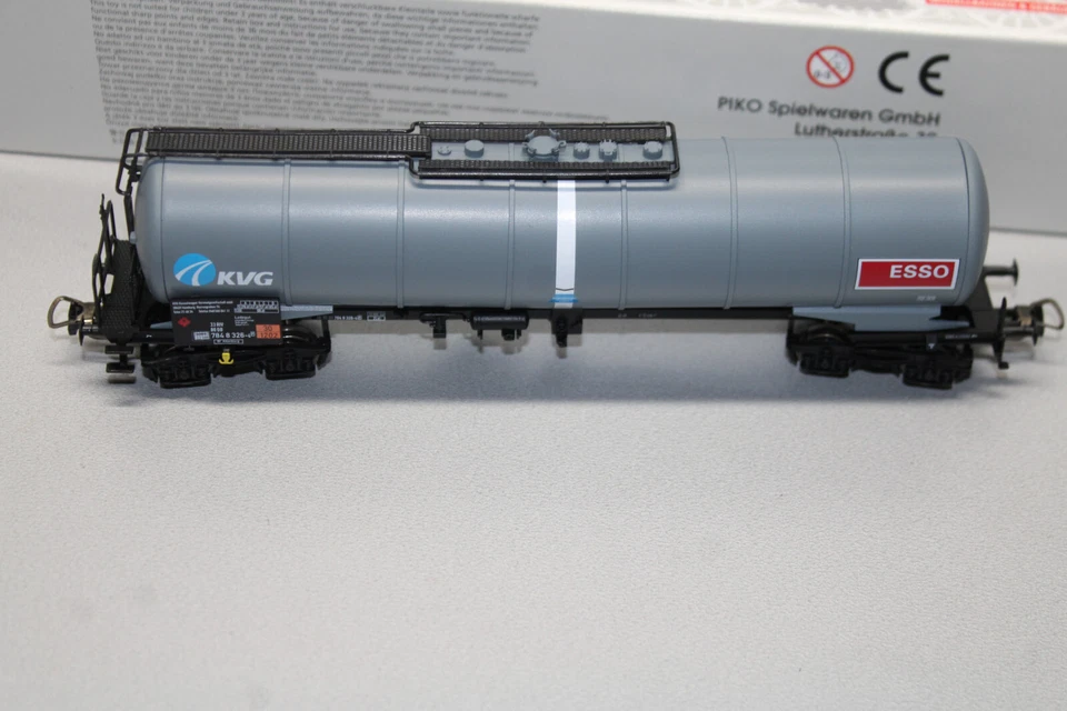 Piko 54191 4-Axle Articulated Tank Car KVG Esso DB AG Ep V Scale H0 OVP - Image 1 of 3
