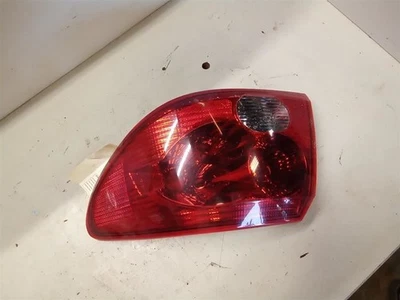 Luz trasera de pasajero sedán compatible con 03-05 SATURN SERIE L 191034 Foto 1 de 4