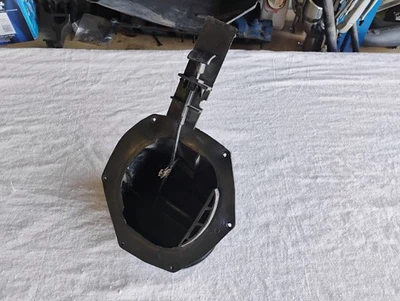 OEM 1969-70 Ford Mustang MONTAJE DE VENTILACIÓN DE AIRE LH | Lado del conductor | Pieza de fábrica Foto 1 de 4