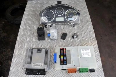 Land Rover Freelander 2 TD4 auto, lock set ECU kit 6G91-12A650-AE 6G9T-14D572-LA - Image 1 of 4