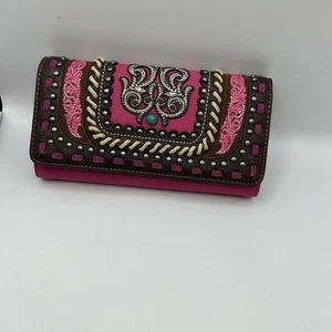 Montana West Wallet Women’s Western Pink Studded Large Capacity! NEW - Picture 1 of 9