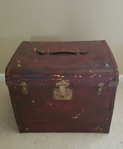 Antique 1800's Half Trunk Victorian Steamer Hat Trunk 19.5 x 16 x16 Cover