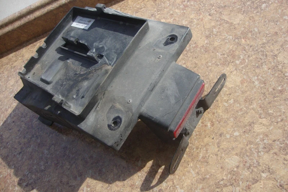 1994 Kawasaki Ninja ZX600 ZX 600 ZX ZX-6 para-lama traseiro peça traseira placa de licença L4 - Imagem 1 de 1