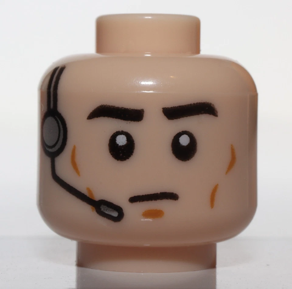 Lego Star Wars Minifigura Cabeza Hombre Cejas Negras Líneas de las mejillas Fruncido Auriculares Foto 1 de 1