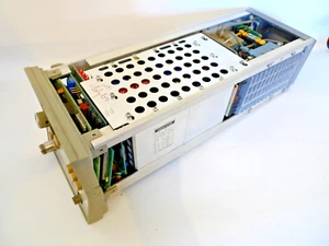 HP 83540B Barredora RF Plug-In, 2 - 8,4 GHz Opt 002 *PARA REPUESTOS* - Imagen 1 de 3