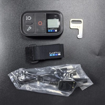 Genuine GoPro Smart Remote Control for GoPro Hero 5/6/7/8 Max Fusion ARMTE-002 - Image 1 of 4