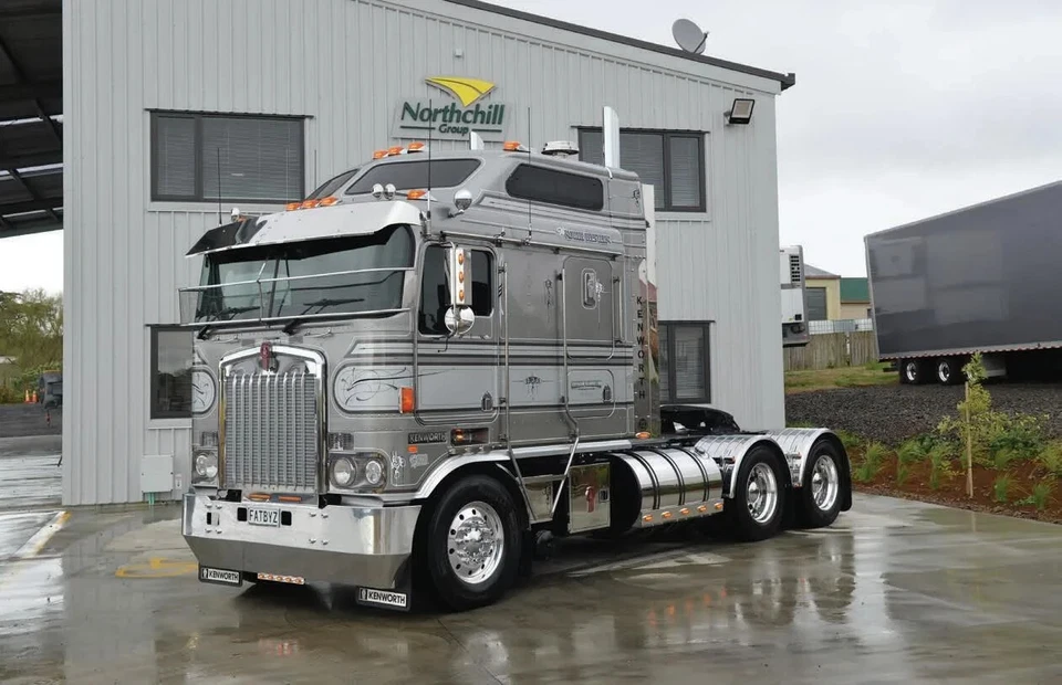 DRAKE 1/50 Z01530 KENWORTH K200 2.8 FAT CAB TRACTOR 6X4 NORTHCHILL MINT BOX - Immagine 1 di 4