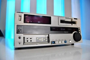 Working SDI Broadcast Sony DSR-1600P DVCAM MiniDV Digital Tape Player (Drum 103) - Picture 1 of 7