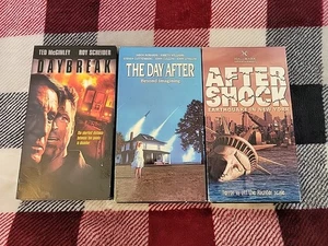 3 Vhs Lot-THE DAY AFTER BEYOND IMAGINING, Daybreak, Aftershock Earthquake In NY - Foto 1 di 10