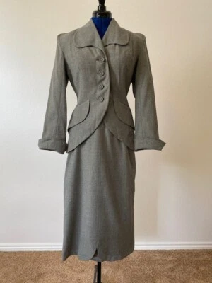 Vintage 1940s Lilli Ann California Original - Heather Grey Wool Suit - Size S - Image 1 of 4