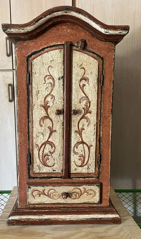 Cupboard for Wall or Standing Cover