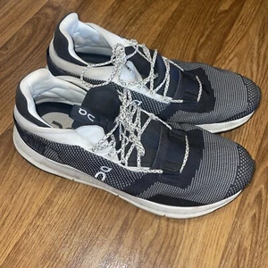 Black And White On Cloud Nova Men’s Size 11.5 - Picture 1 of 23