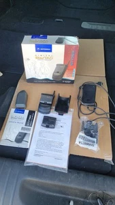 Vintage Motorola Startac Digital Cell Phone Flip Phone Black Vintage W Extras - Photo 1 sur 10