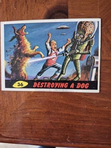 1962 Topps (Bubbles Inc.) Mars Attacks - Picture 1 of 2