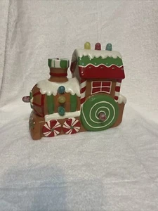 HALLMARK CHRISTMAS EXPRESS CERAMIC MUSICAL TRAIN WORKS - Picture 1 of 8
