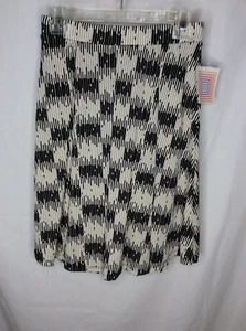 LuLaRoe Madison Pencil Skirt S Small Tan & Black Geometric Print #1379 - Picture 1 of 7