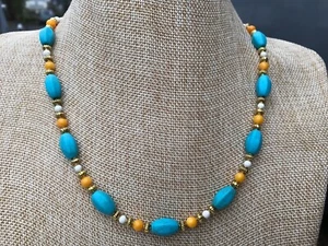 Necklace of Turquoise and White Magnesite Stone Orange Shell and Gold Tone Beads - Picture 1 of 5