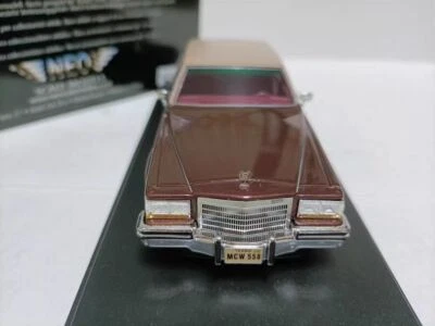 Neo 1/43 Resin car model Cadillac Fleetwood Brougham 1982 Metallic Red - Image 1 of 4