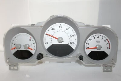Panel de instrumentos velocímetro 06 07 08 Chrysler PT Cruiser 127.636 millas Foto 1 de 4