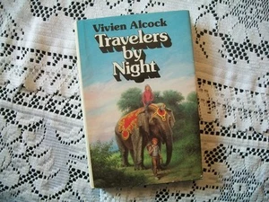 Reisende bei Nacht (Vivien Alcock, 1983 1. US-Druck, HCDJ) - Bild 1 von 11