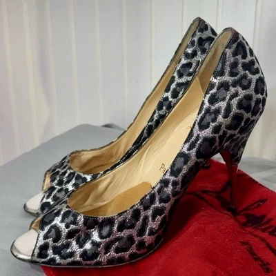 Christian Louboutin Metallic Silver Leopard Peep Toe Heels Pumps 39 8.5 Mob Wife - Image 1 of 4
