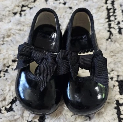 Zapatos de vestir Carter's bebé niña charol negro talla 2 Foto 1 de 4