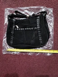🔥 Nagelneue schwarze Wildleder Peitschenstich Handtasche/ Schultertasche 🔥  - Bild 1 von 3