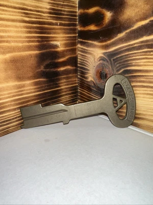 Llaves sin cortar de celda de prisión de latón de colección de Folger Adam Company FA-5-5500 NUEVO DE STOCK Foto 1 de 4