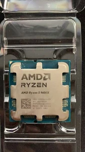 (Used) AMD Ryzen 5 9600X 6-Core 12-Thread Socket AM5 CPU OEM Tray w/Redeon GPU - Afbeelding 1 van 2