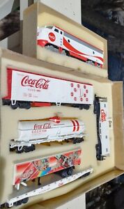Athearn 8331 Coca Cola Train Collection Series 40' Steel Reefer CCCX 2103 for sale online 