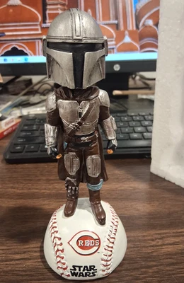 STAR WARS MANDALORIAN BOBBLEHEAD SGA 5/5/23 CINCINNATI REDS (NEW) NIB - Image 1 of 4