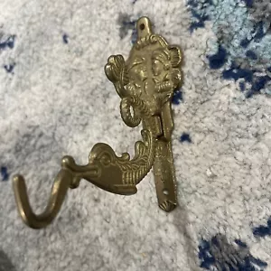DE COLECCIÓN GANCHO DE LATÓN Delfín Koi Diablo Pez Figura Soporte - Imagen 1 de 6