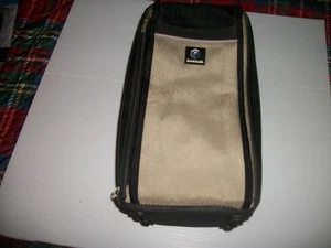 Official Nintendo GameCube Travel Bag Carrying Case Holds System & Accessories - Picture 1 of 11
