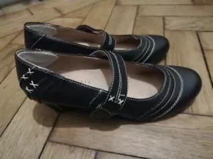 Caravelle Black Leather Mid Heel Mary Jane Shoes Court Shoes Size 5 UK 38 EU - Picture 1 of 10
