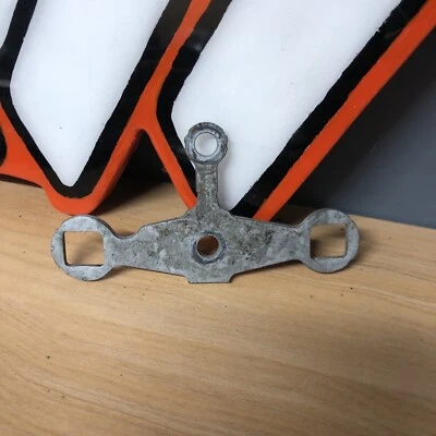 BMW 328I XDRIVE 320I F30 2012-2016 2,0 L N26 MOTOR SOPORTE INYECTOR DE COMBUSTIBLE OEM Foto 1 de 4