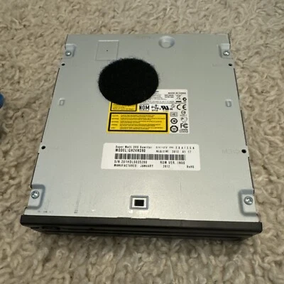 LG GH24NS90 Super Multi 24X SATA DVD & CD Burner (DVD±RW/RAM Rewriter/Recoder) - Image 1 of 4