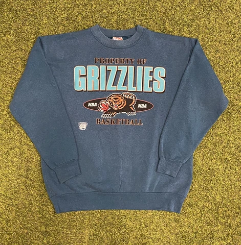 Vintage 90s My Favourite Team Vancouver Grizzlies “Property Of” Sweatshirt NBA Cover
