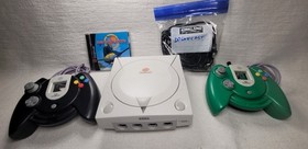 Sega Dreamcast HKT-3020 Video Game Console W/ Game Controllers And Cords Tested
