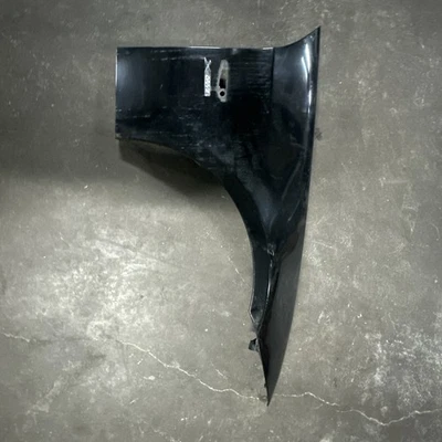 Guardabarros lateral derecho BMW E90 335 328 330 2006-2011 guardabarros negro OEM Foto 1 de 4