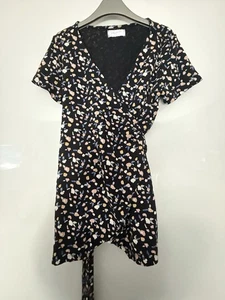 Mamalicious MLTNINA Tess Wrap Jersey Top Size S - Black Floral Maternity - Picture 1 of 8