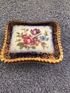 Vtg Trinket Box Germany Blue White Floral Gold Porcelain Small Ring Box - Picture 1 of 9