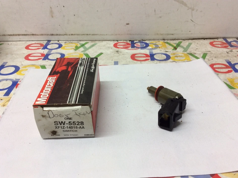 Interruptor de luz domo interior jamba puerta Ford 95-04 OEM XF1Z14018AA nuevo de lote original Foto 1 de 3