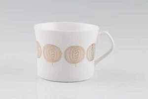 Queen Anne - Hebe - Teacup - 253597G - Picture 1 of 1