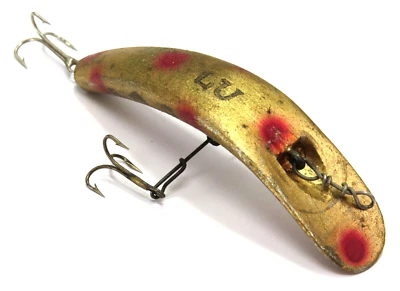 Helin Flatfish LU Vintage Wood Fishing Lure, Metallic Gold w/Red Spots - Image 1 of 4