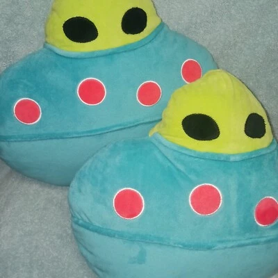 Plush Throw Pillows. Large Alien Ship Decor Pillows. New Lot Of 2.  - Image 1 of 4