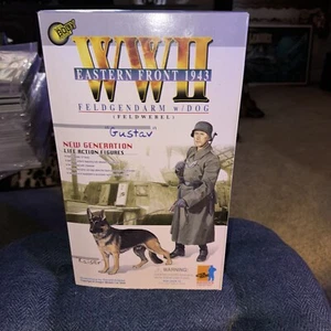 DRAGON 1:6 MILITARY ACTION FIGURE WW11 " GUSTAV" WITH DOG 2000 - Picture 1 of 7